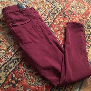 American Eagle maroon 360 jeggings